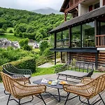 Hotel Logis Etchemaïté 3*