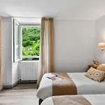 Logis Etchemaïté 3* Larrau