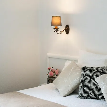 Hotel Logis Etchemaite 3*