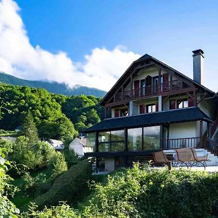 Hotel Logis Etchemaïté Larrau