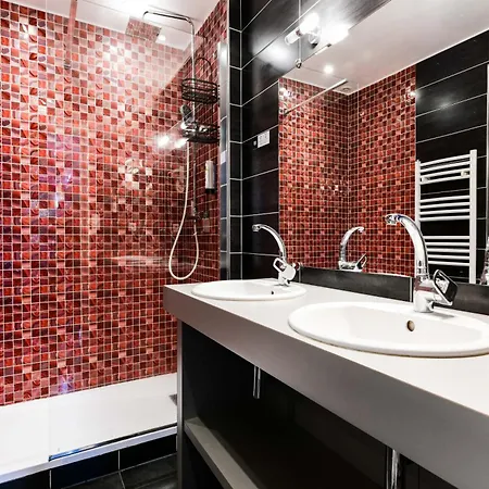 Logis Etchemaite 3* Larrau
