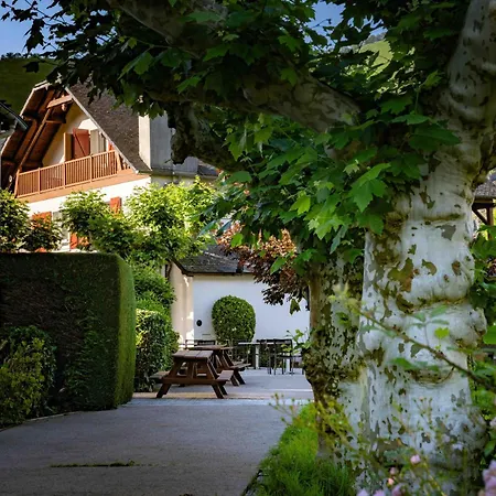 Logis Etchemaïté Hotel