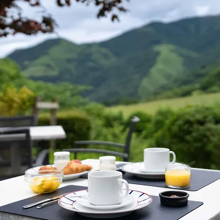 Logis Etchemaite Hotel 3*