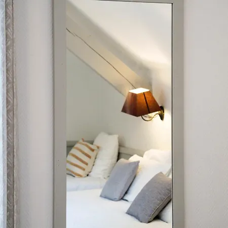 Hotel Logis Etchemaite 3*
