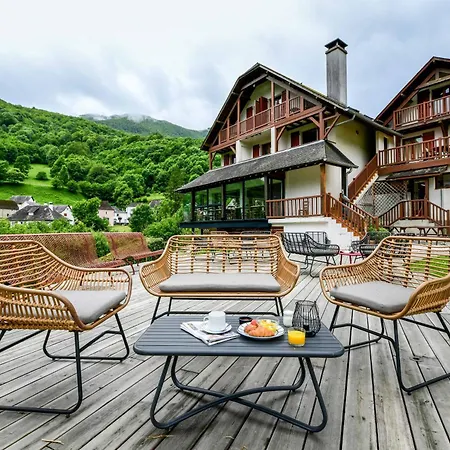 Hotel Logis Etchemaite Larrau