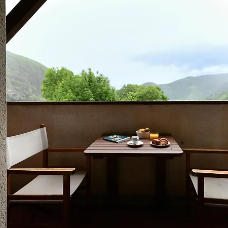 Logis Etchemaite Hotel Larrau