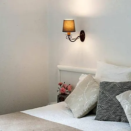 Logis Etchemaite Otel 3*