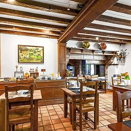 Otel Logis Etchemaite