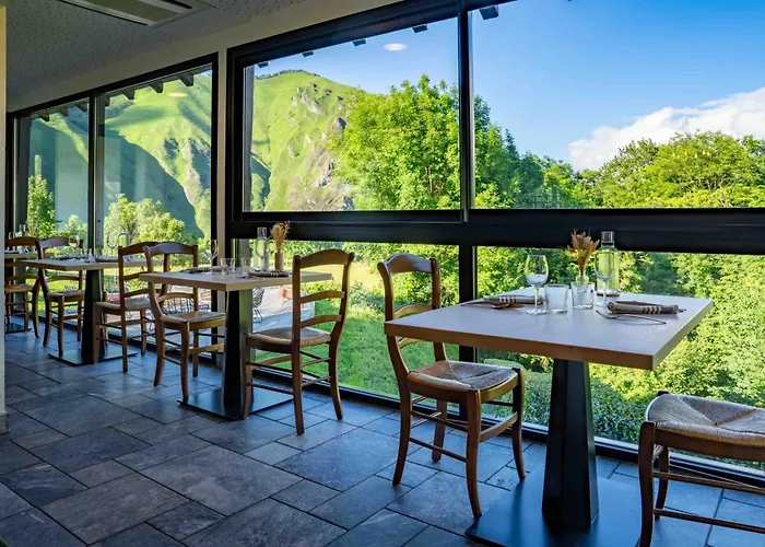 Logis Etchemaite Larrau