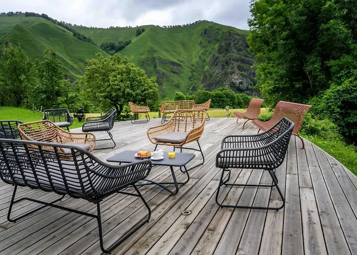 Logis Etchemaite 3* Larrau