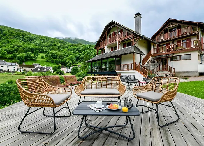 Hotel Logis Etchemaite Larrau