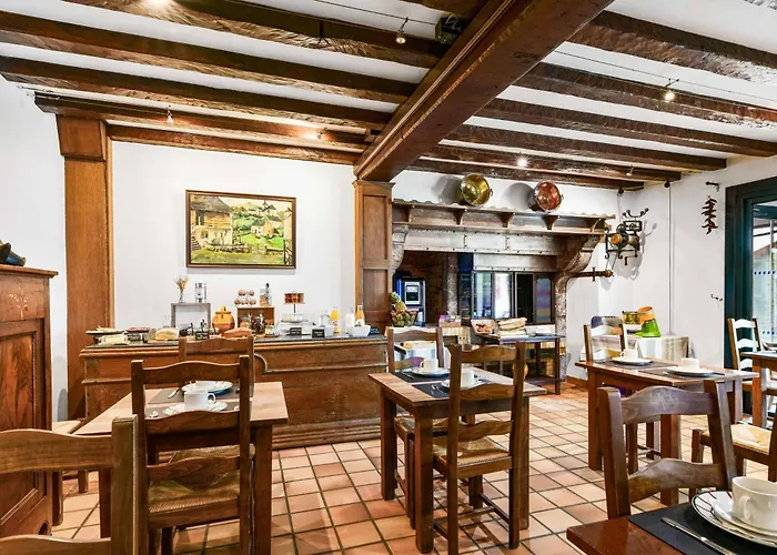 Logis Etchemaite Larrau