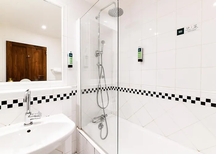 Logis Etchemaite 3* Larrau