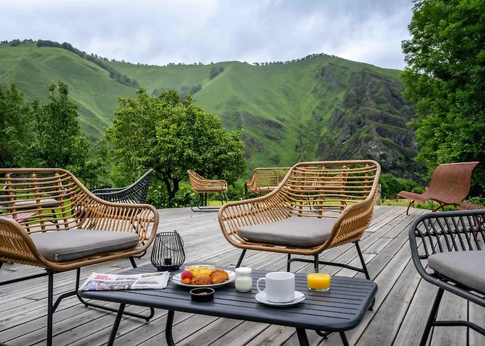 Logis Etchemaite Hotel