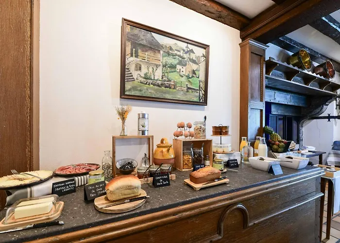 Logis Etchemaite Hotel 3*